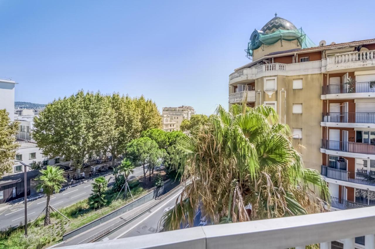 Greeter-Appartement Lumineux Avec Vue Sur La Mer Nizza Esterno foto
