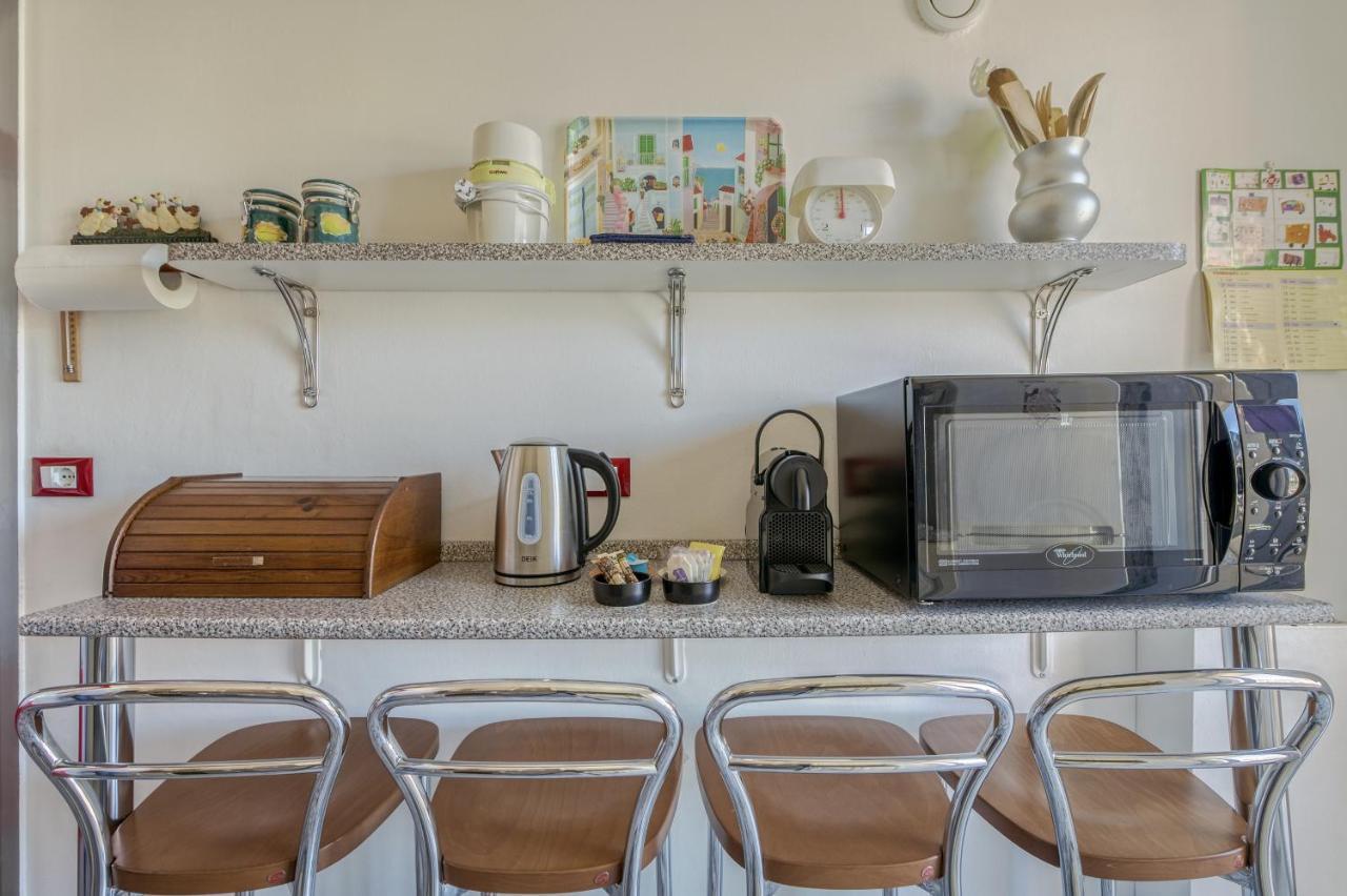 Greeter-Appartement Lumineux Avec Vue Sur La Mer Nizza Esterno foto